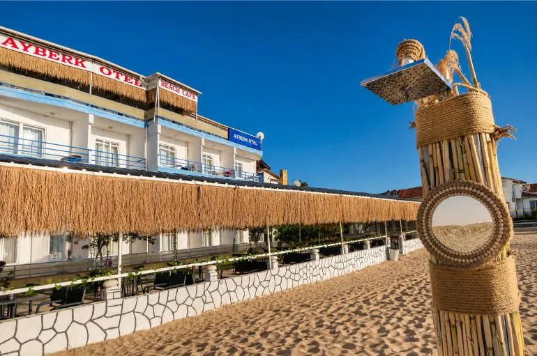 Ayberk Otel Avşa